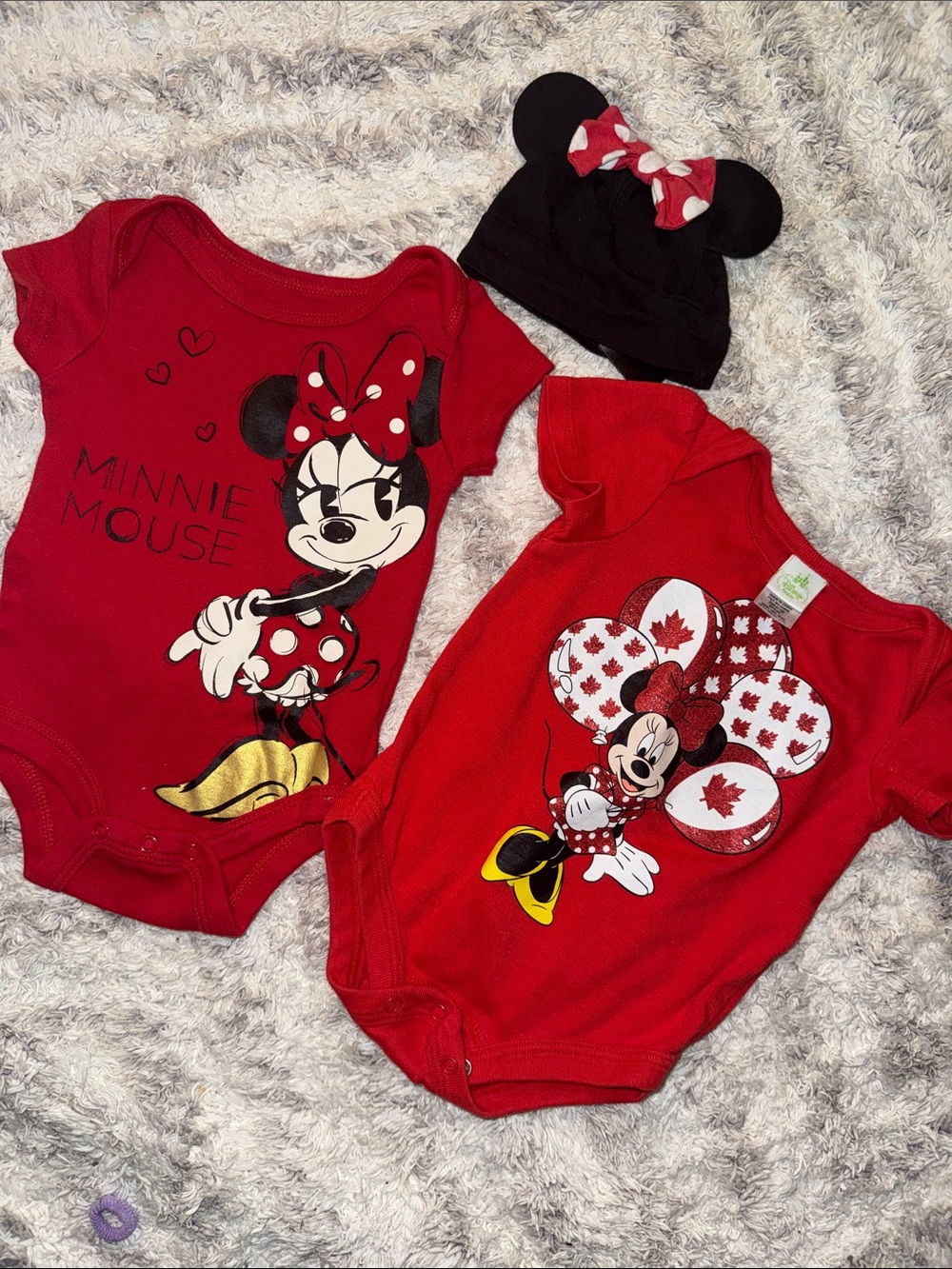 0-3M Disney Minnie Moise
Red Baby One-Piece Bodysuits with Hat